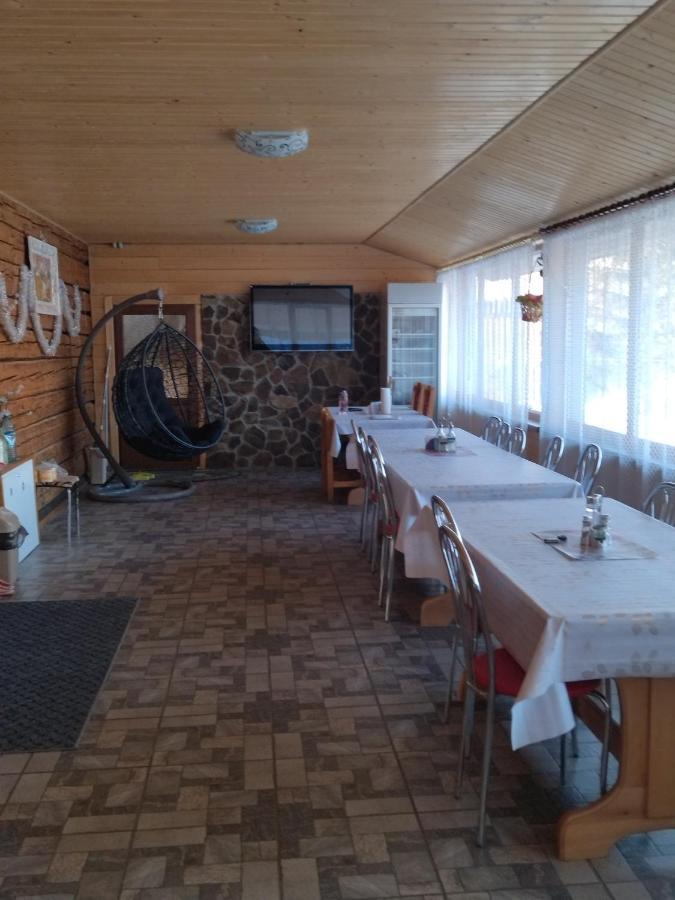 "Ізківський Затишок" Село Ізки Hotel Kültér fotó