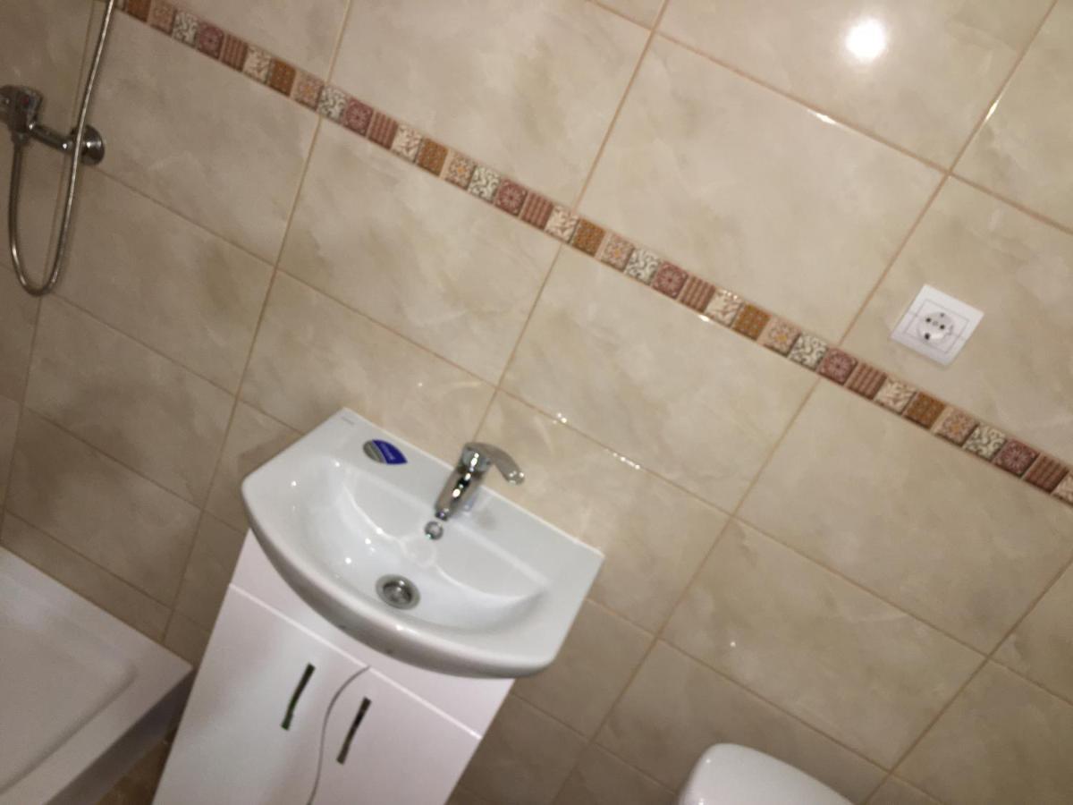"Ізківський Затишок" Село Ізки Hotel Kültér fotó